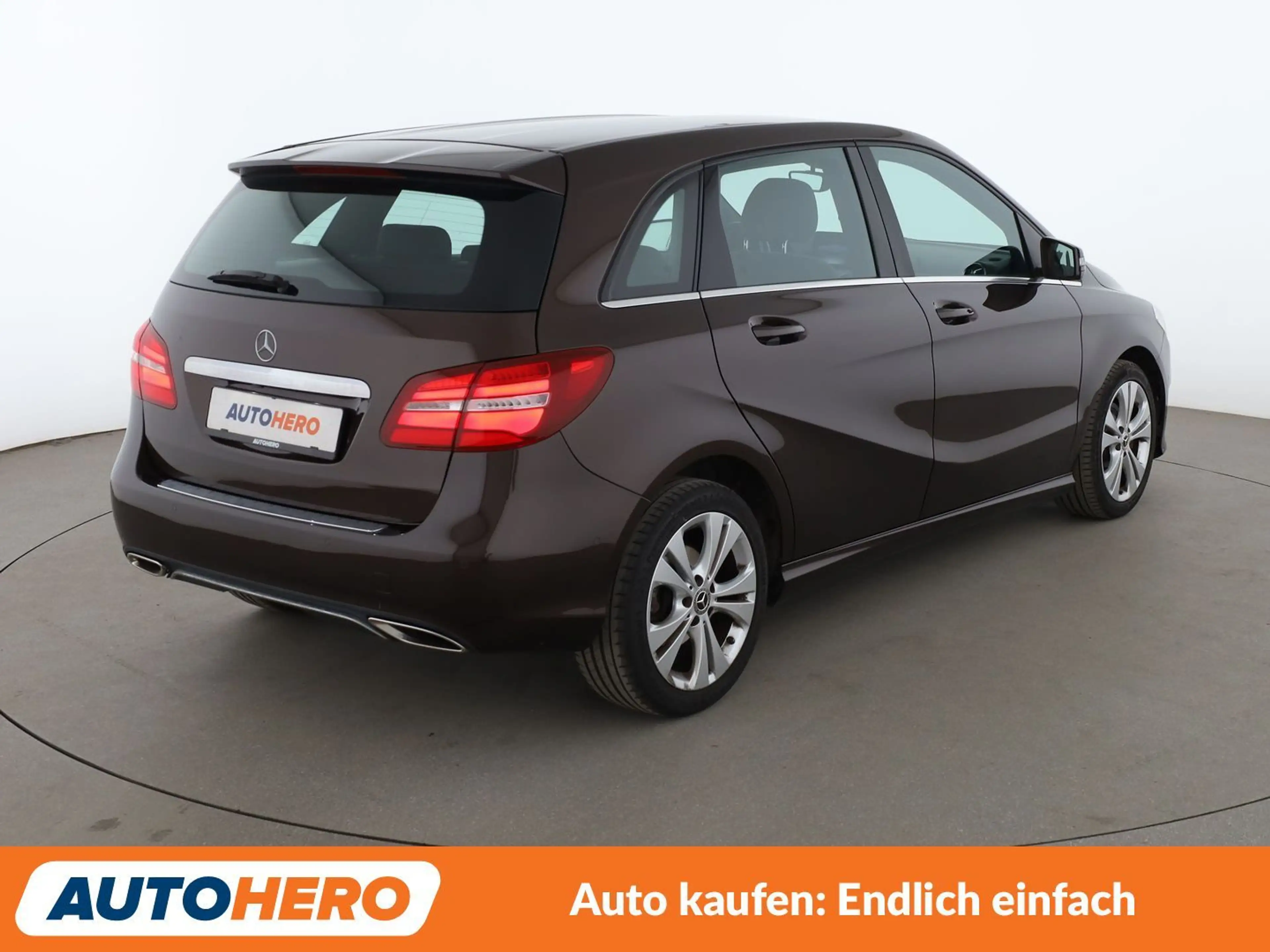 Mercedes-Benz B 200 B 200 Urban Aut.*NAVI*LED*TEMPO*CAM*PDC*SHZ* — photo 6