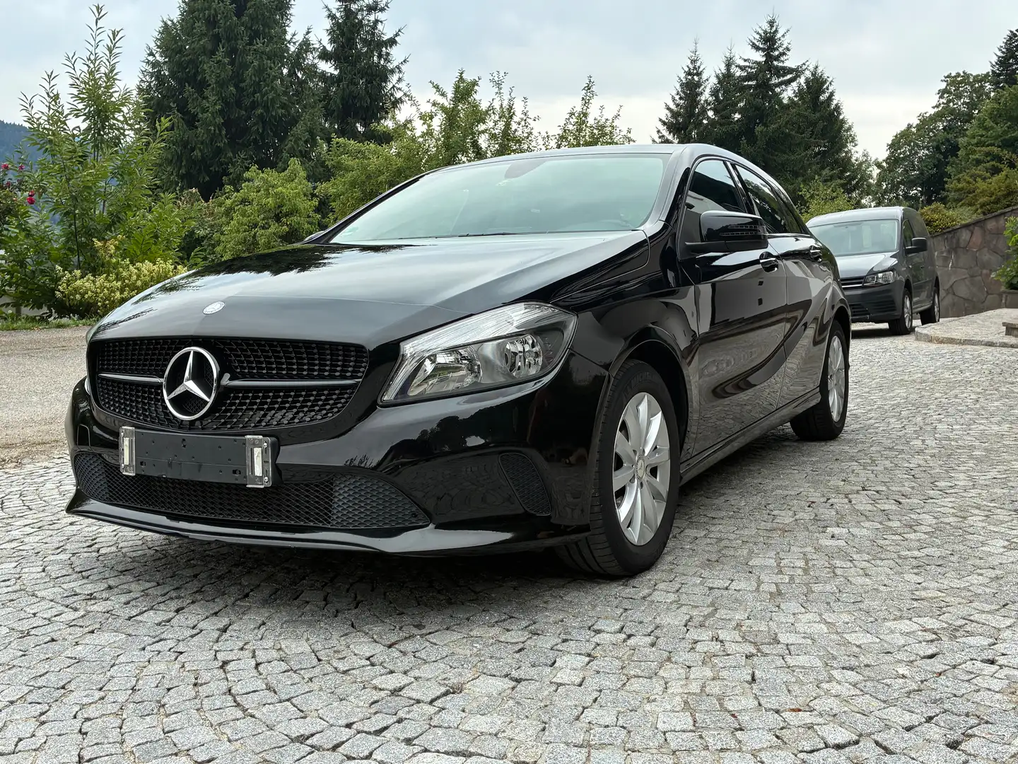 Mercedes-Benz A 160 A 160 d Schwarz - 1