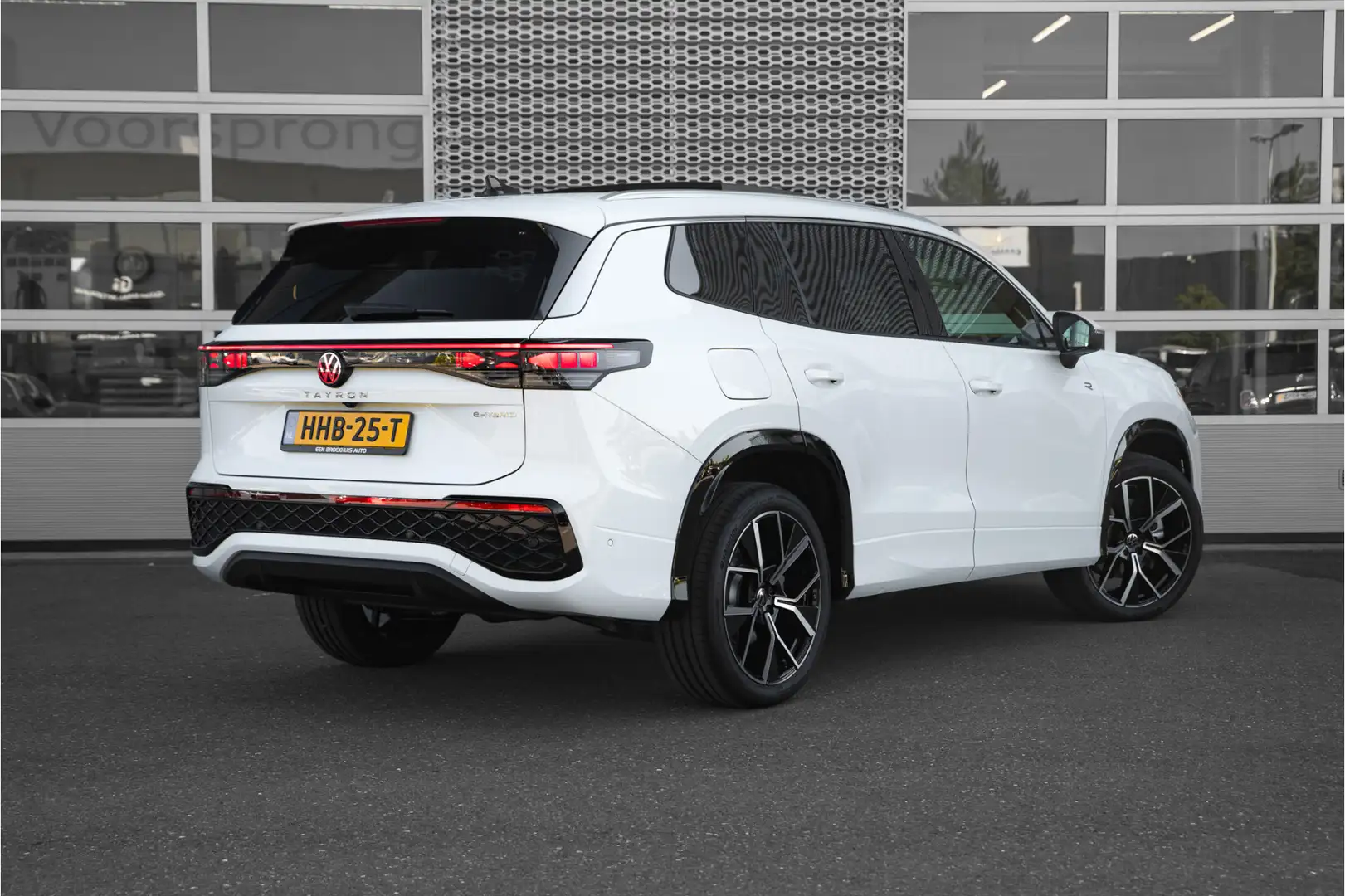 Volkswagen Tayron 1.5TSi 204pk eHybrid R-Line Edition | Panoramadak Bianco - 2