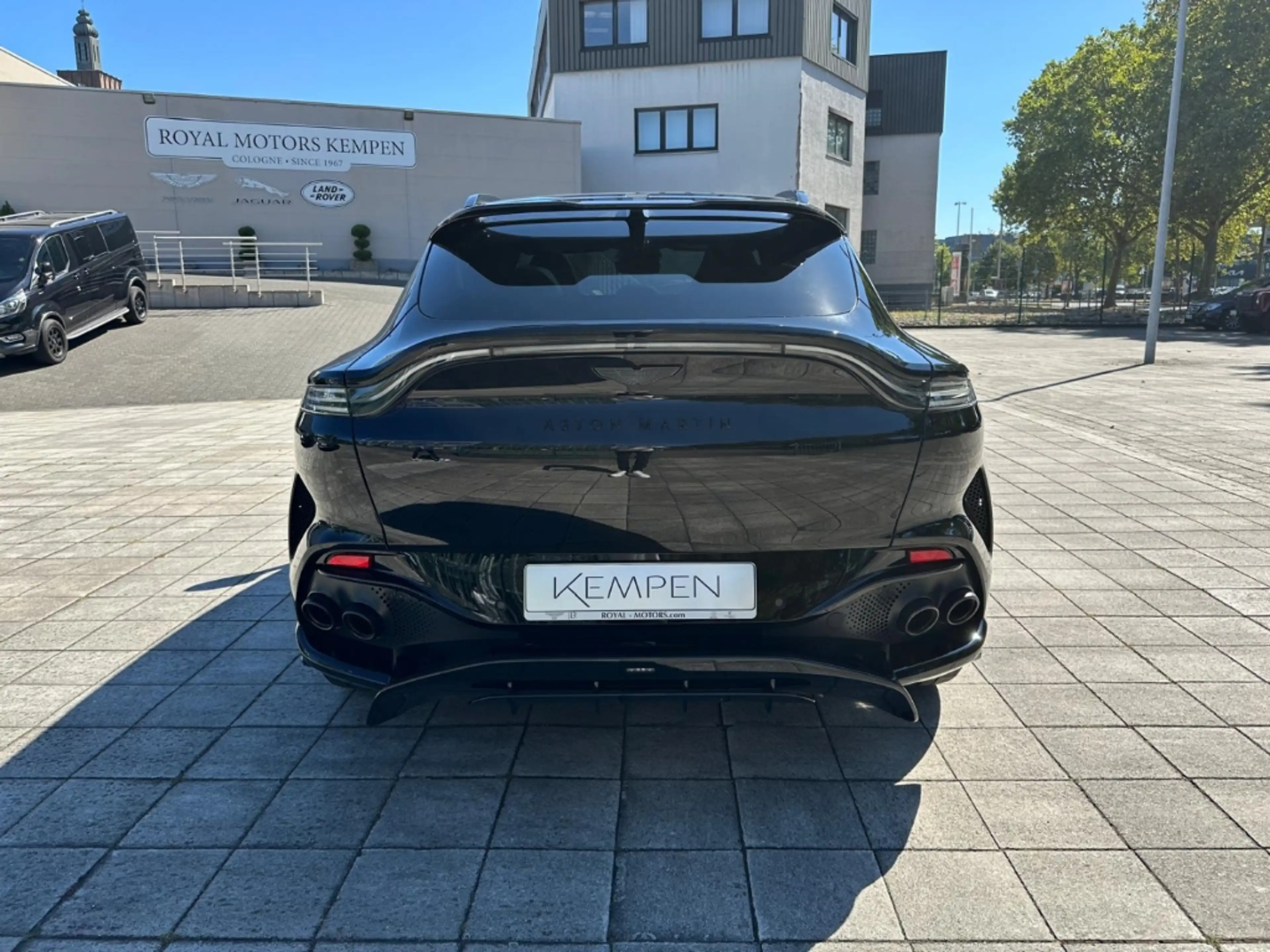Aston Martin DBX 707 Jet Black / Onyx Black — photo 5