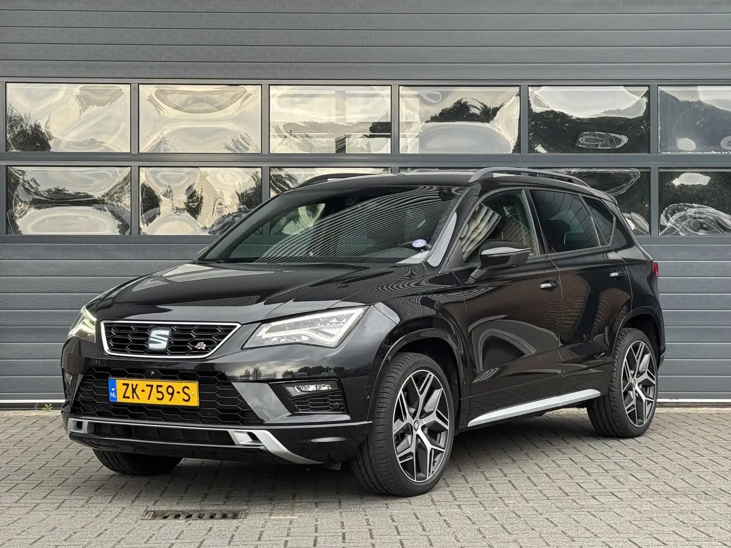 SEAT Ateca 1.5 TSI FR BUSINESS INTENSE I ADAPTIVE CRUISE CONT Black - 1