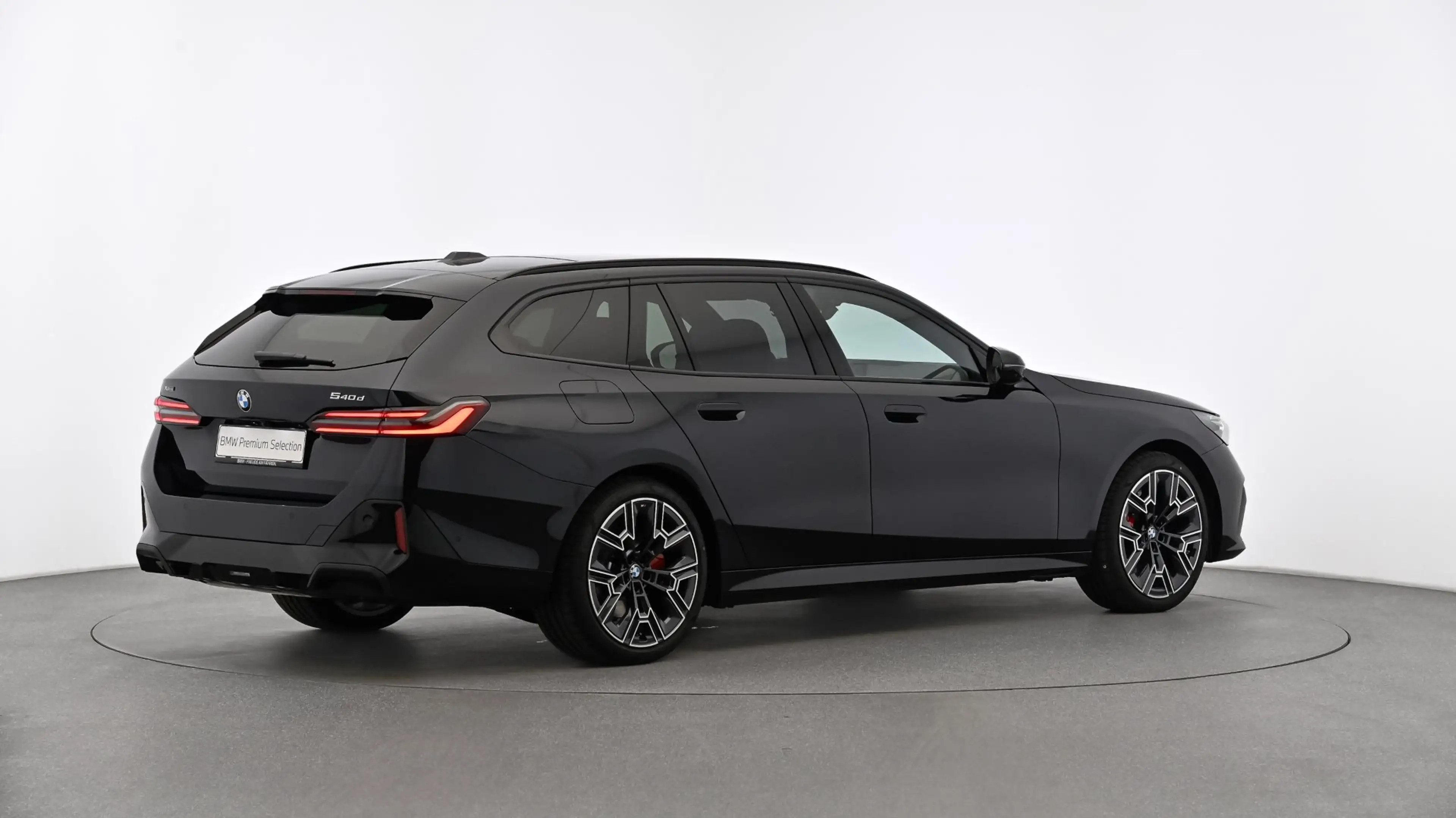 BMW 540 d xDrive — photo 9