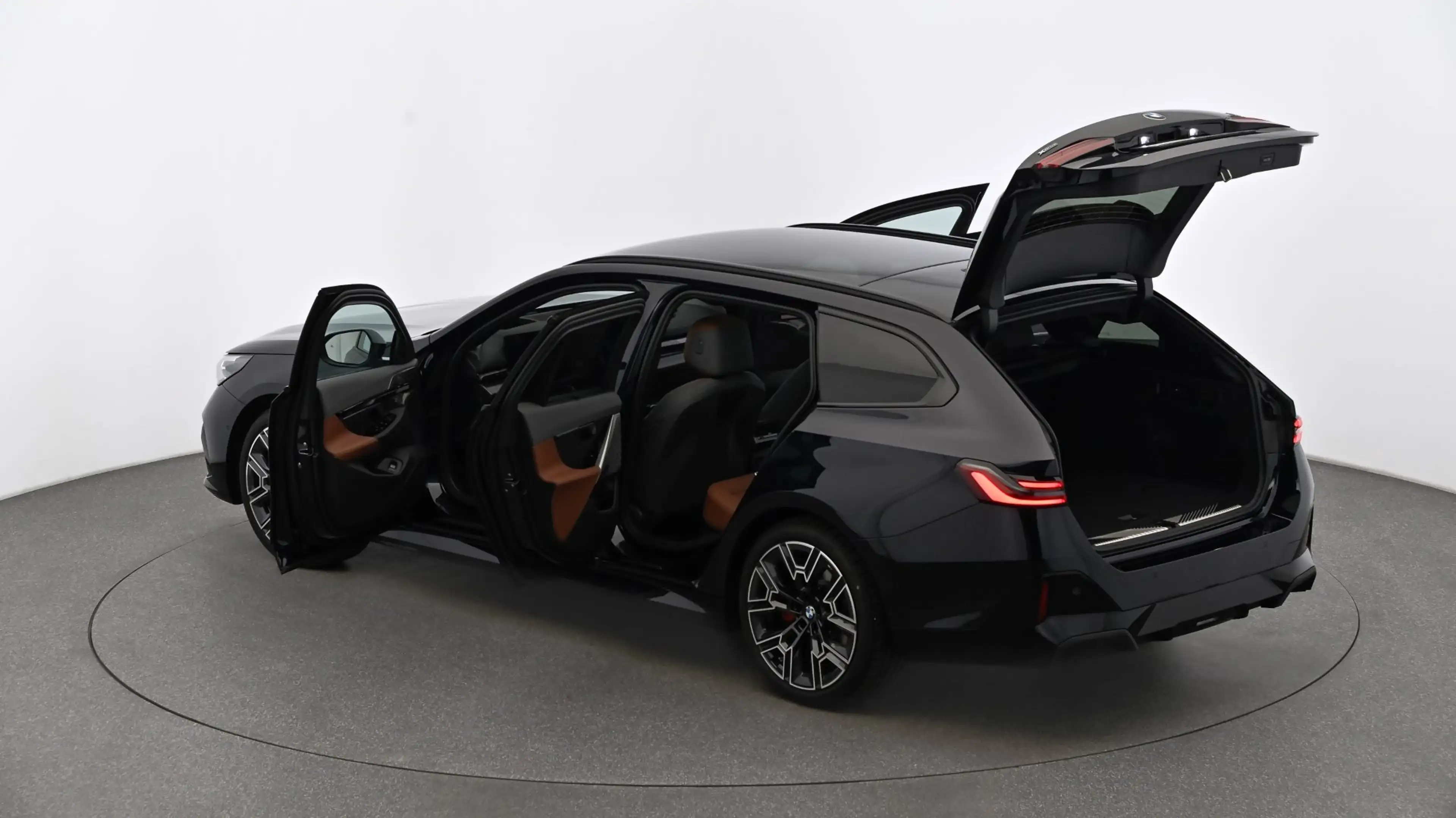 BMW 540 d xDrive — photo 10