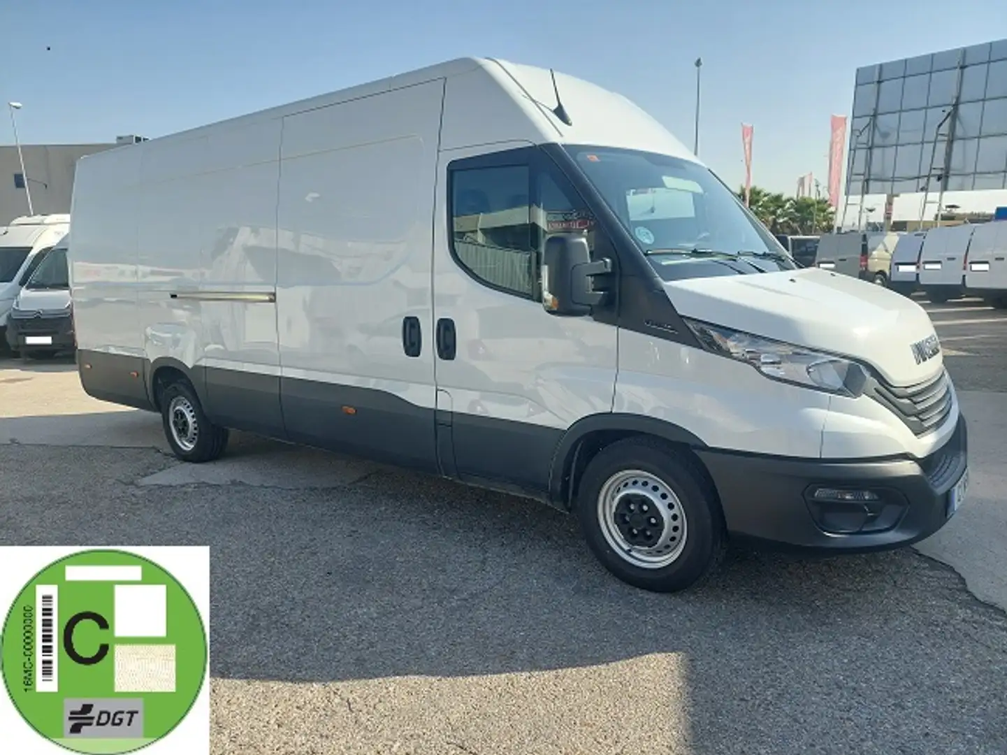 Iveco Daily IVECO Industrial Manual de 4 Puertas Wit - 1