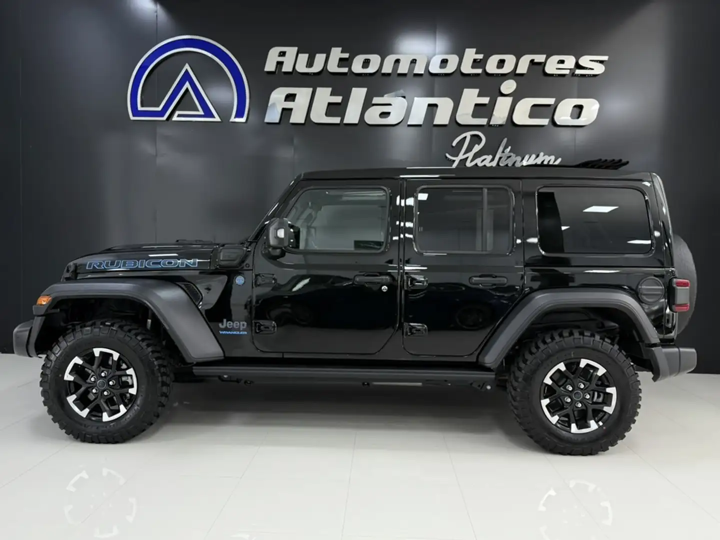 Jeep Wrangler Unlimited 2.0 4xe Rubicon 8ATX 280KW Schwarz - 2