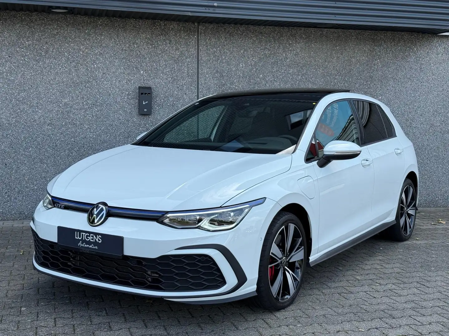 Volkswagen Golf GTE 1.4 eHybrid Pano IQ light HUD Bianco - 2