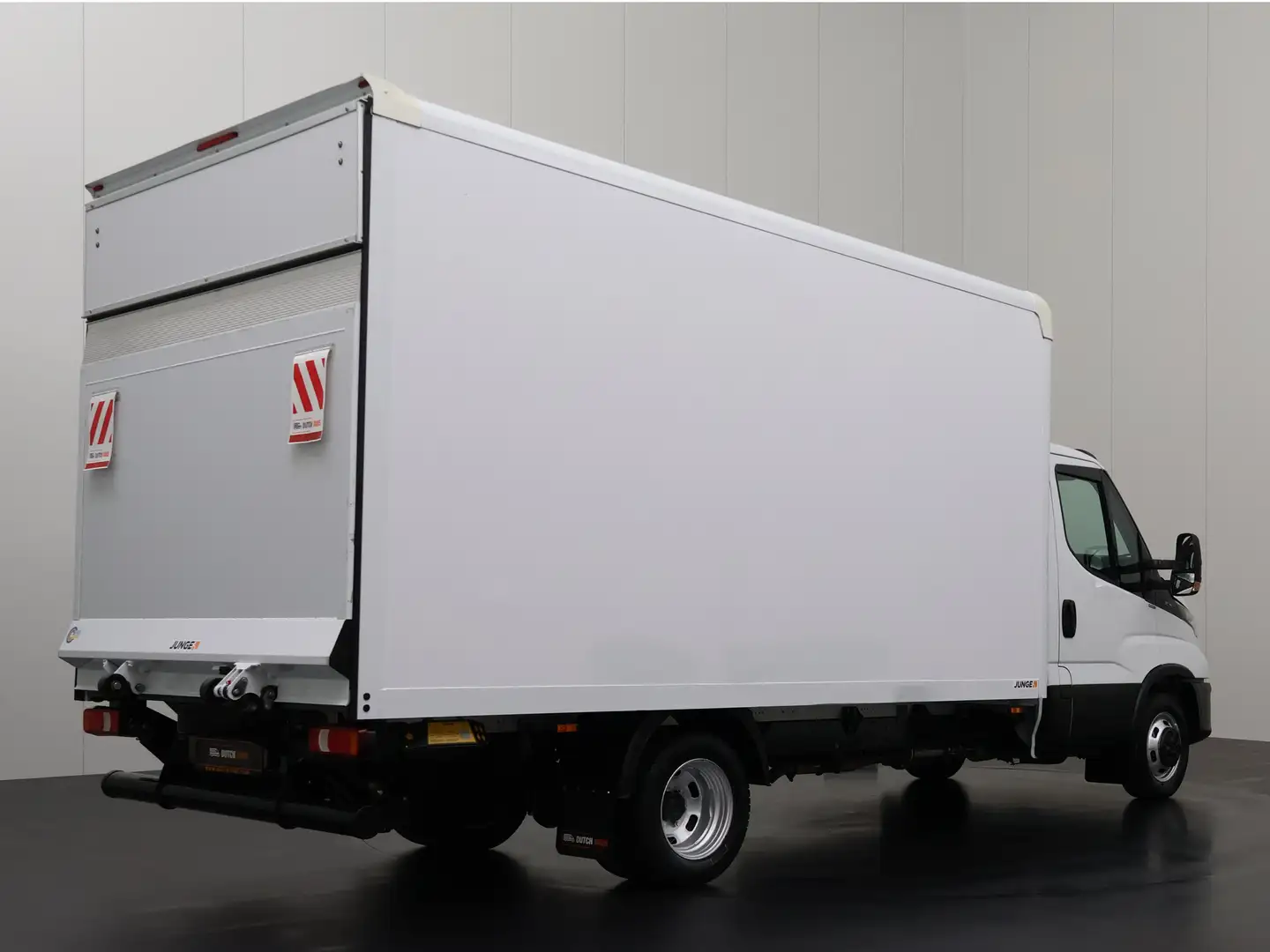 Iveco Daily 35C16 Bakwagen+Laadklep 2023 | Airco | 3-Persoons Wit - 2