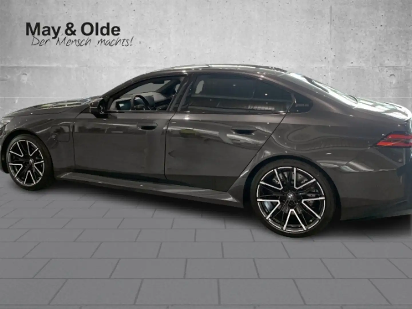 BMW M5 Limousine Sportpaket AHK-klappbar AHK El. Panodach Grau - 2