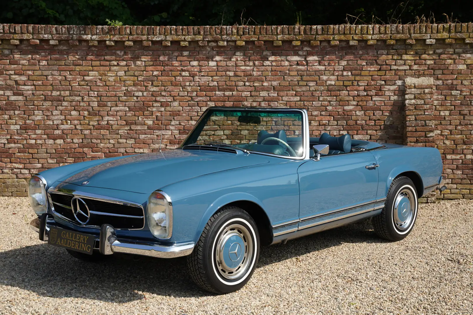 Mercedes-Benz SL 280 Pagode "with manual gearbox" In well-preserved con Blauw - 1