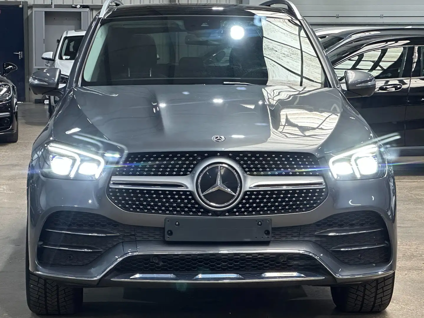 Mercedes-Benz GLE 350 de 4-Matic PHEV AMG PACK Grijs - 2