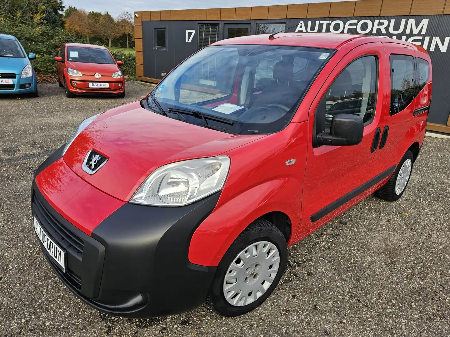 Peugeot Bipper TEPEE Active 1.3 HDI aus 1.HAND KLIMA TOP GEPFLEGT Rouge - 2