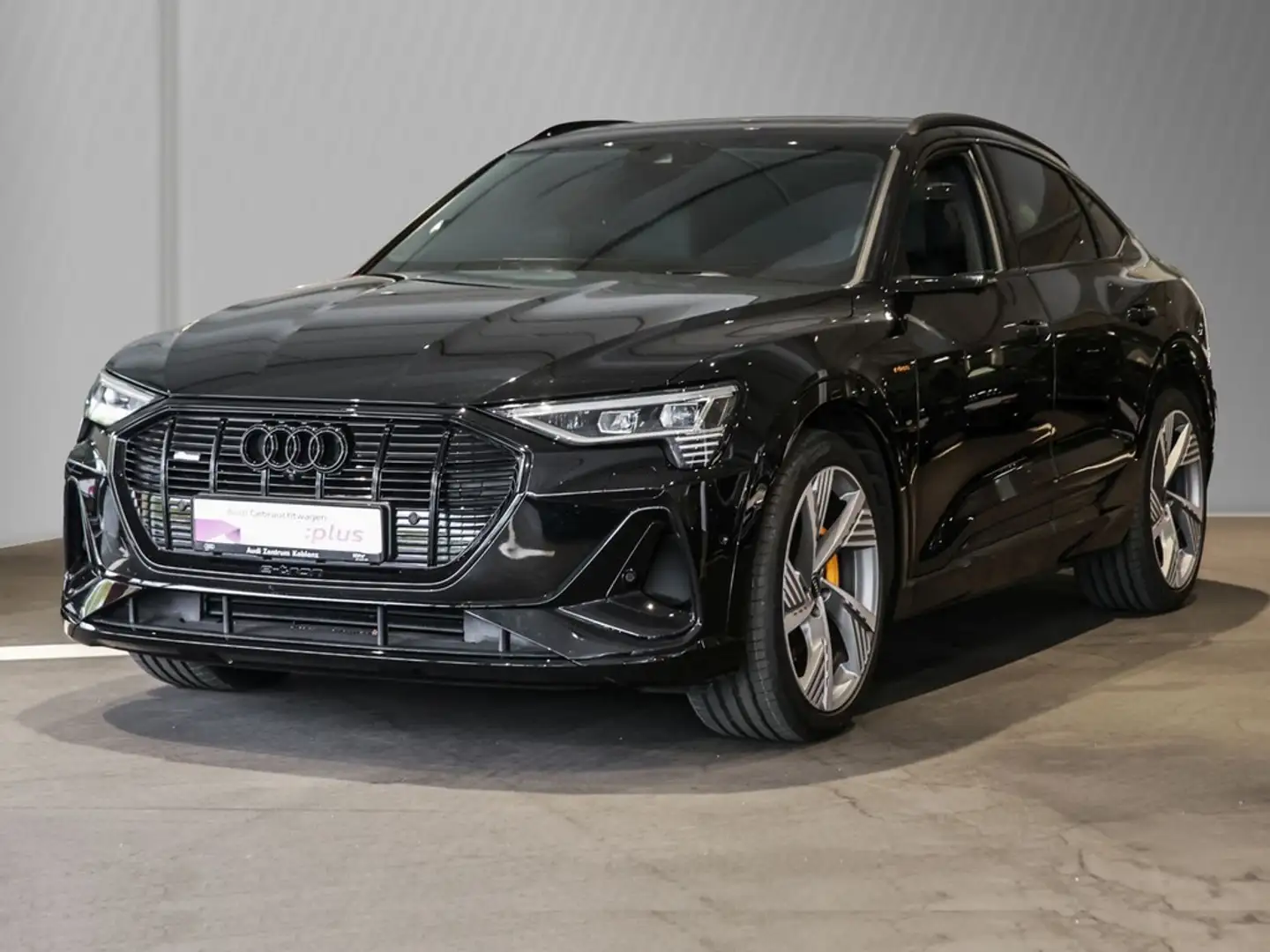Audi e-tron Sportback 55 S line black edition Panorama Schwarz - 2