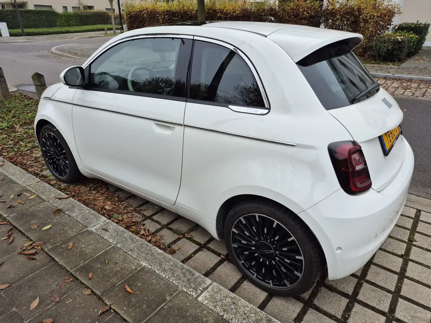 Fiat 500e 42kWh 3+1 la Prima (by Bocelli) - 2