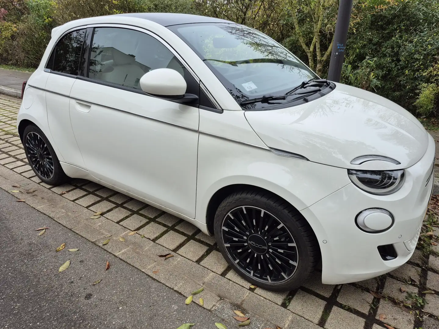 Fiat 500e 42kWh 3+1 la Prima (by Bocelli) - 1