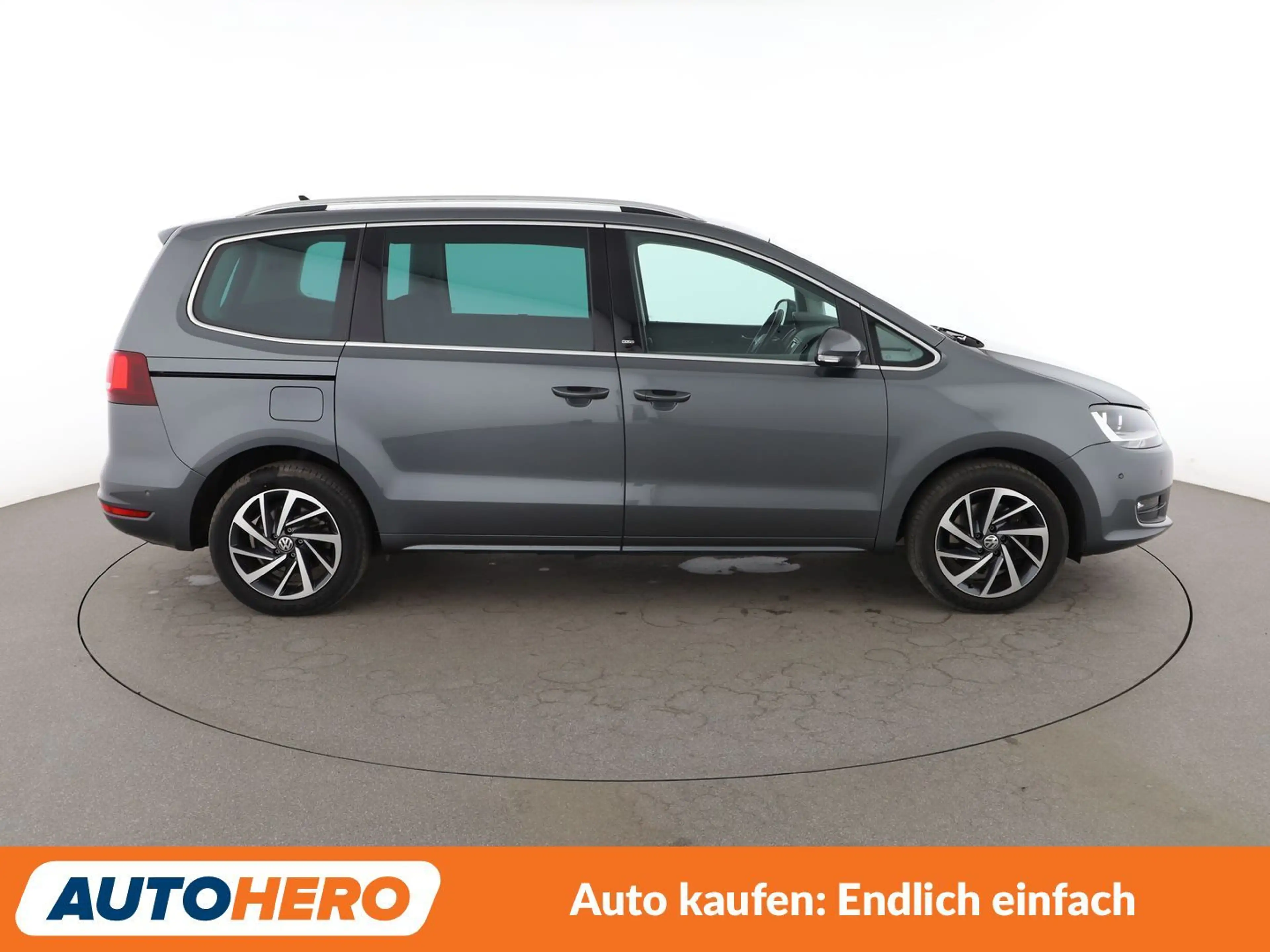 Volkswagen Sharan 1.4 TSI Sound BMT Aut.*NAVI*PLA*PDC* — photo 7