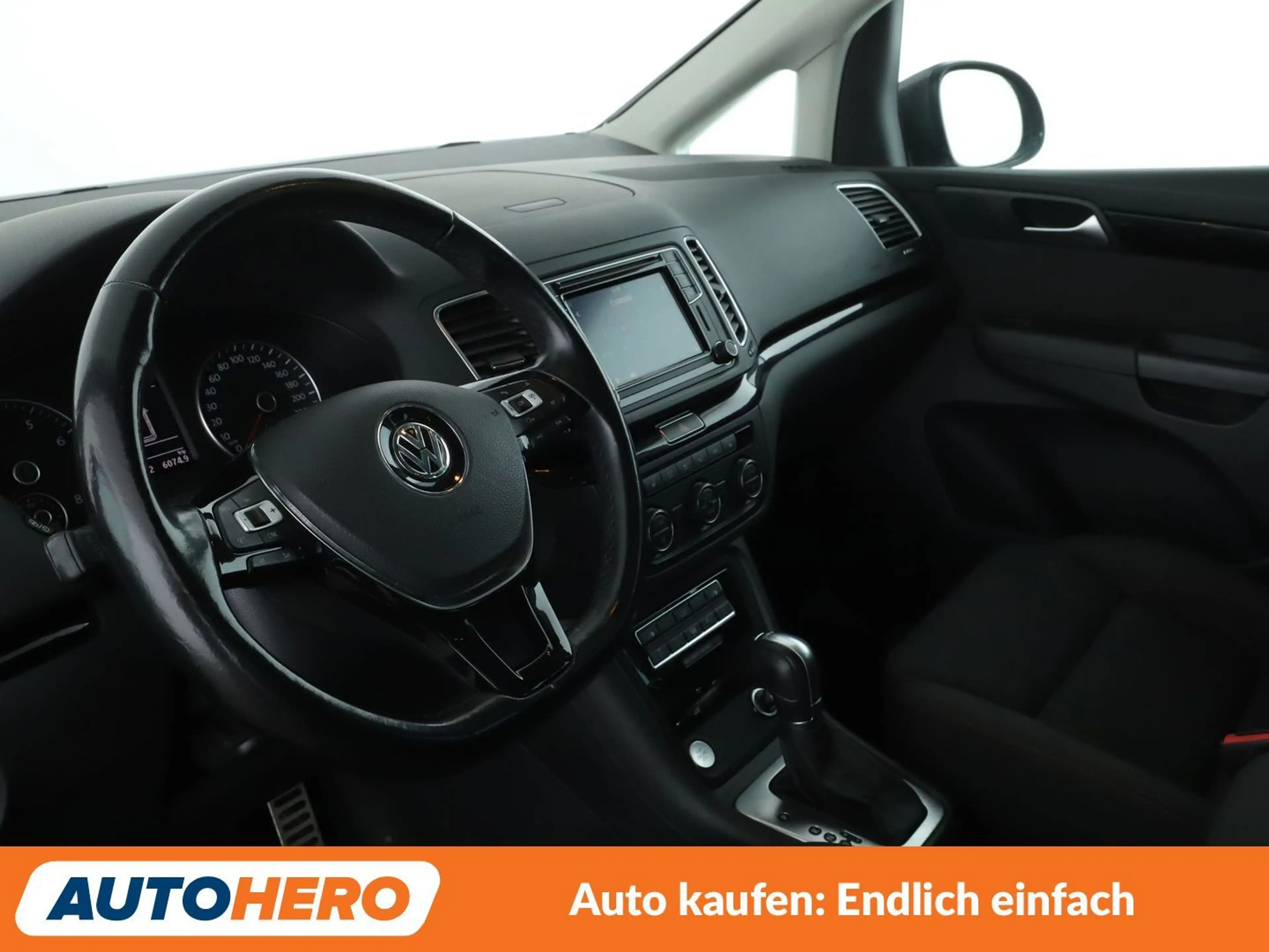 Volkswagen Sharan 1.4 TSI Sound BMT Aut.*NAVI*PLA*PDC* — photo 11