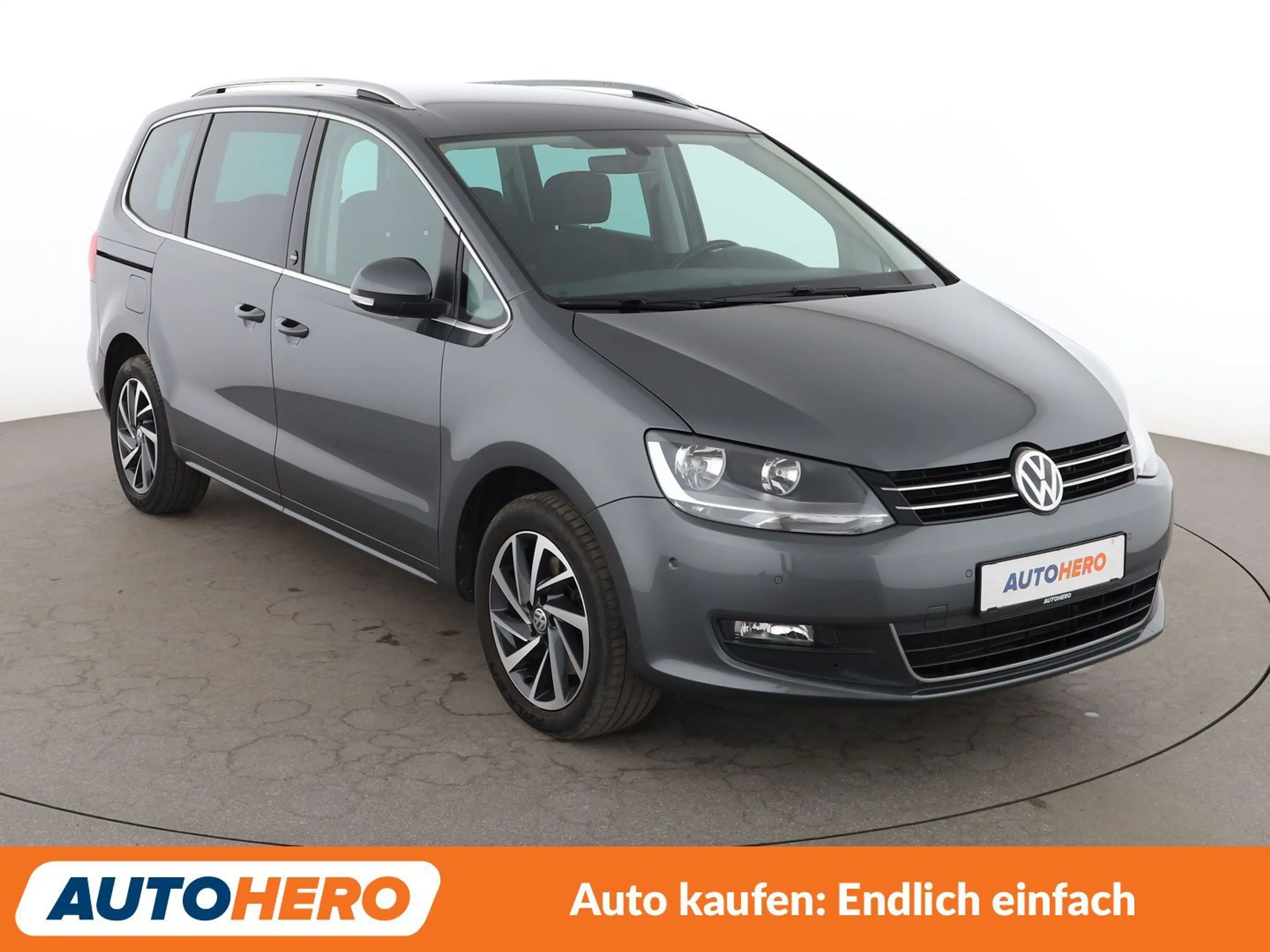 Volkswagen Sharan 1.4 TSI Sound BMT Aut.*NAVI*PLA*PDC* — photo 8