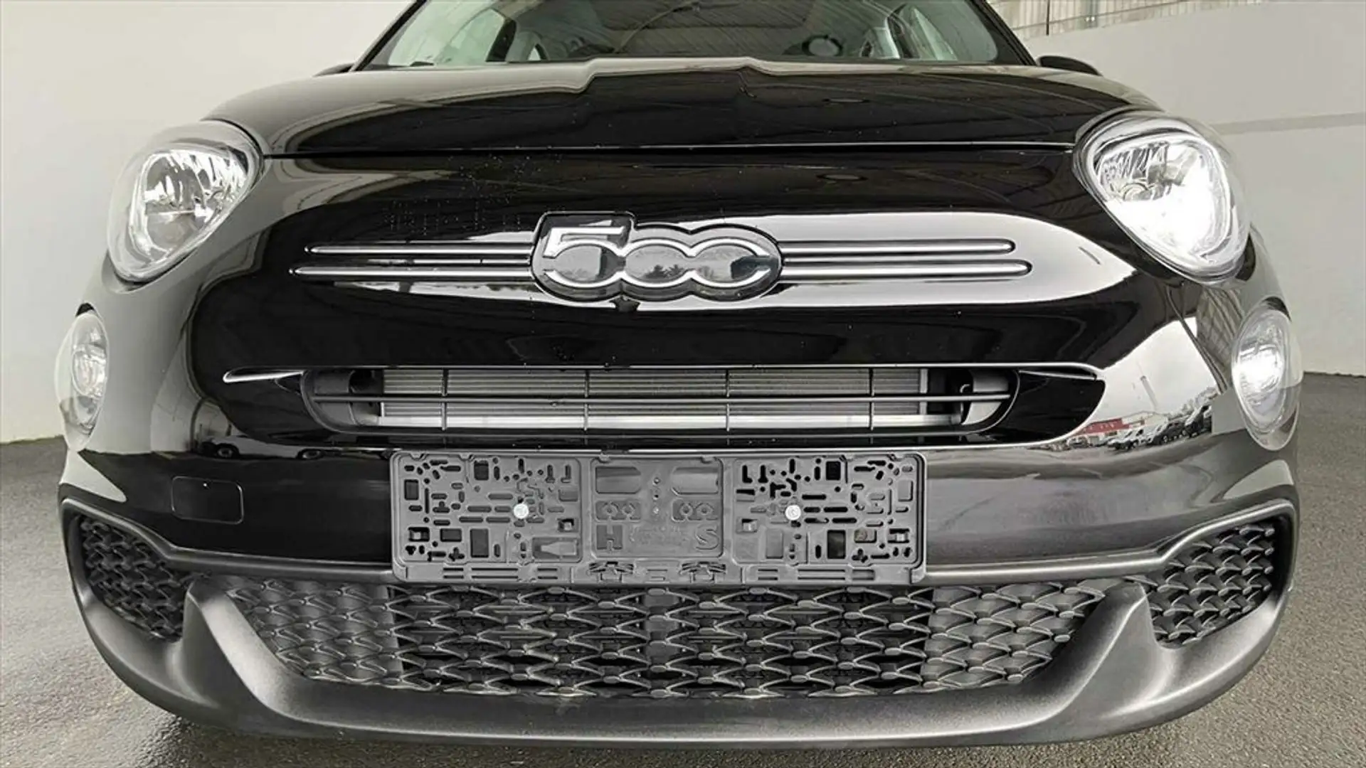 Fiat 500X 1,5 MHEV Dolcevita Basis DAB Klima Link Schwarz - 2