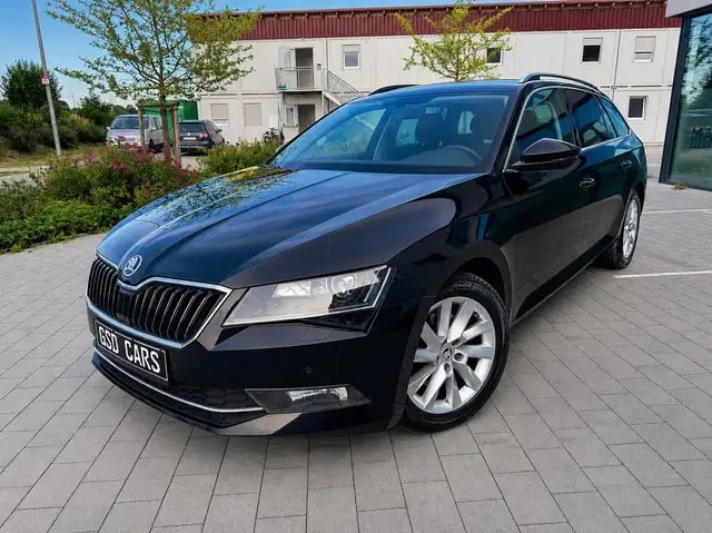Skoda Superb 1.8 TSI Ambition DSG NAVI XEN SHZ KESSY