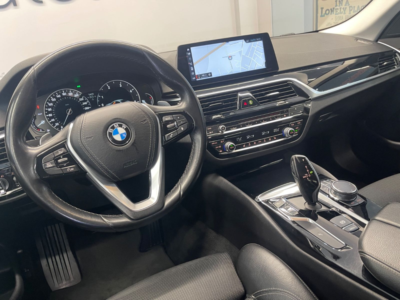 BMW 540 d Lim. xDrive Sport Line*AUT./LED/HeadUp/CAM — photo 9