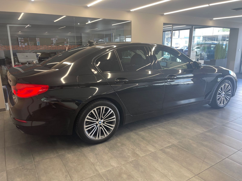BMW 540 d Lim. xDrive Sport Line*AUT./LED/HeadUp/CAM — photo 4