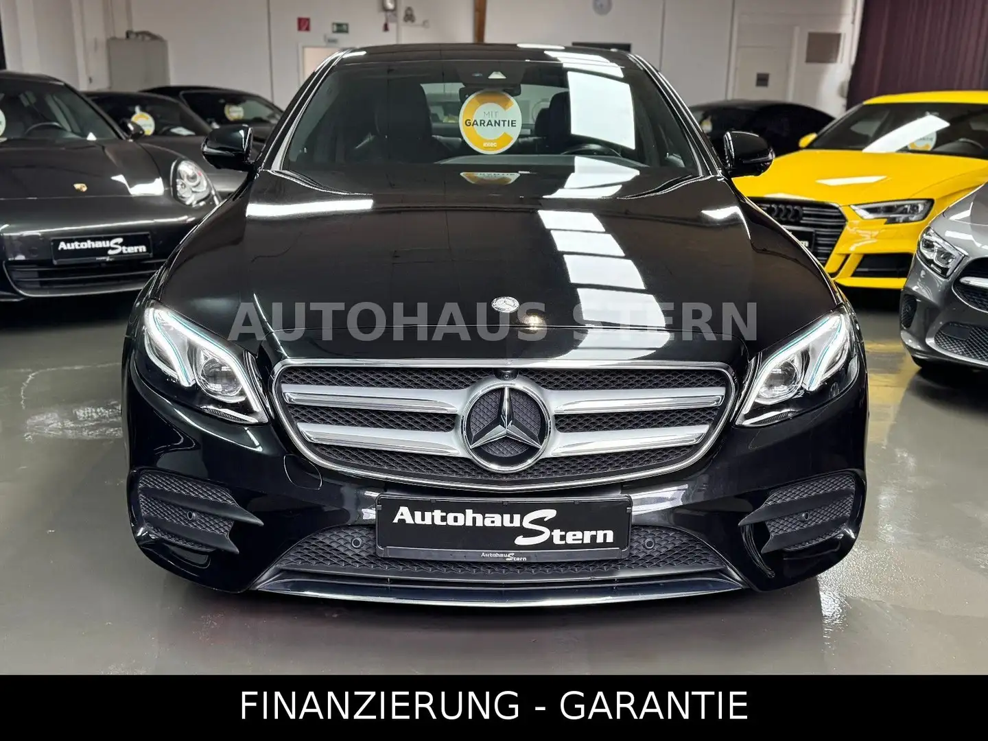 Mercedes-Benz E 220 d Lim AMG Line Widescreen 360°Cam 8xReifen Noir - 2