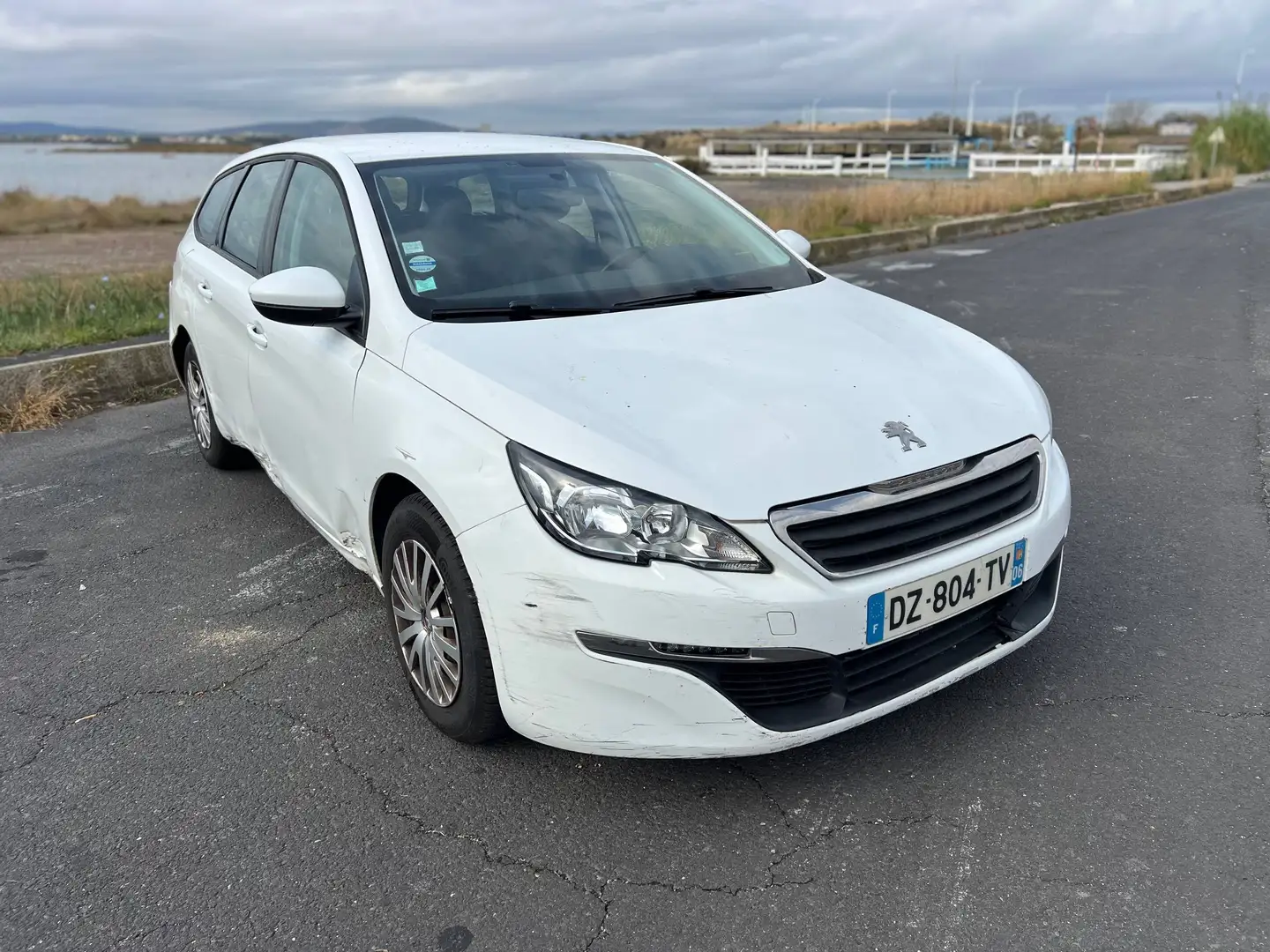 Peugeot 308 308 SW 1.6 BlueHDi 100ch S Blanc - 2