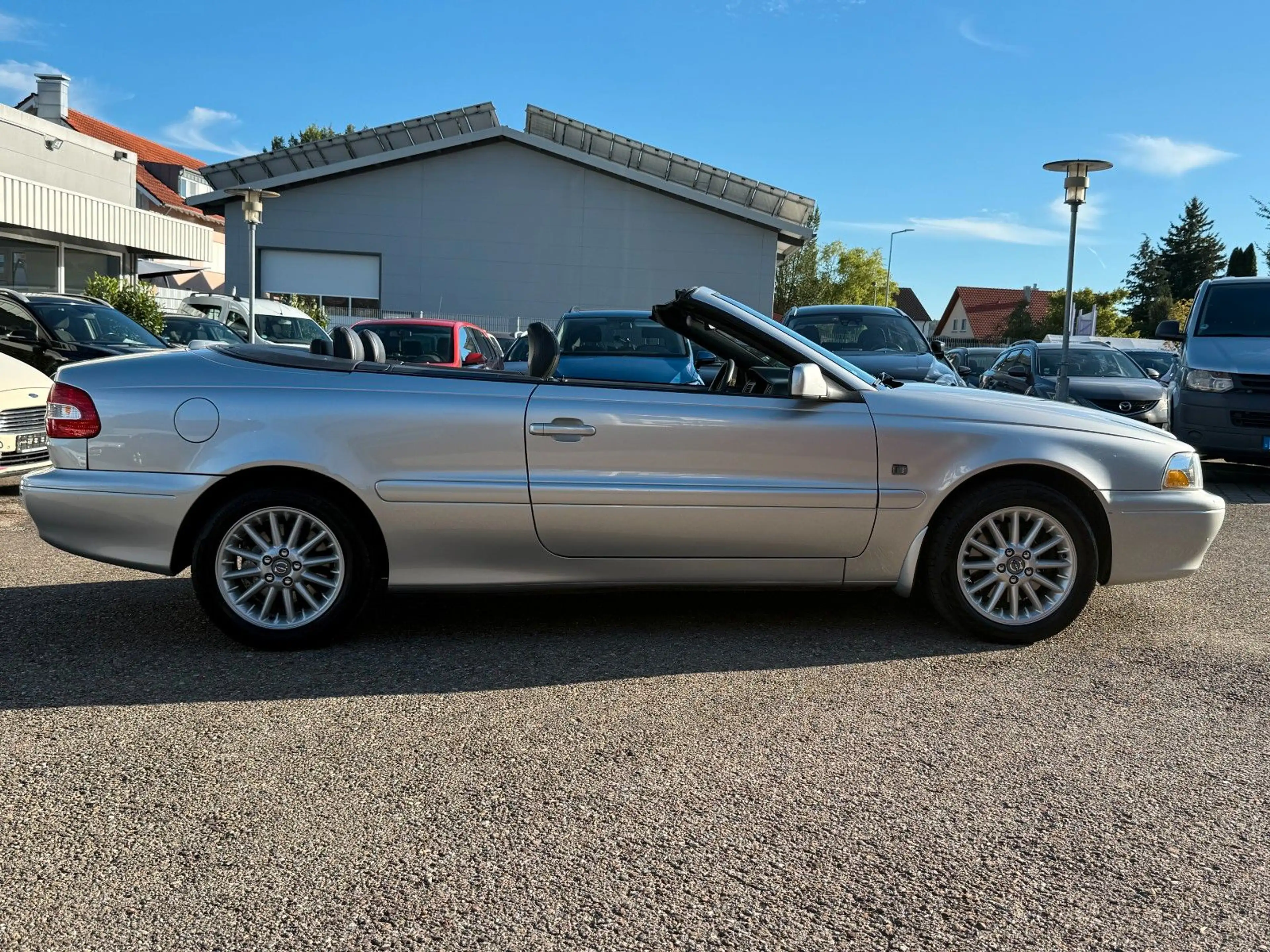 Volvo C70 2.0T Cabriolet-Leder-AHK-SHZ-Alu — photo 11