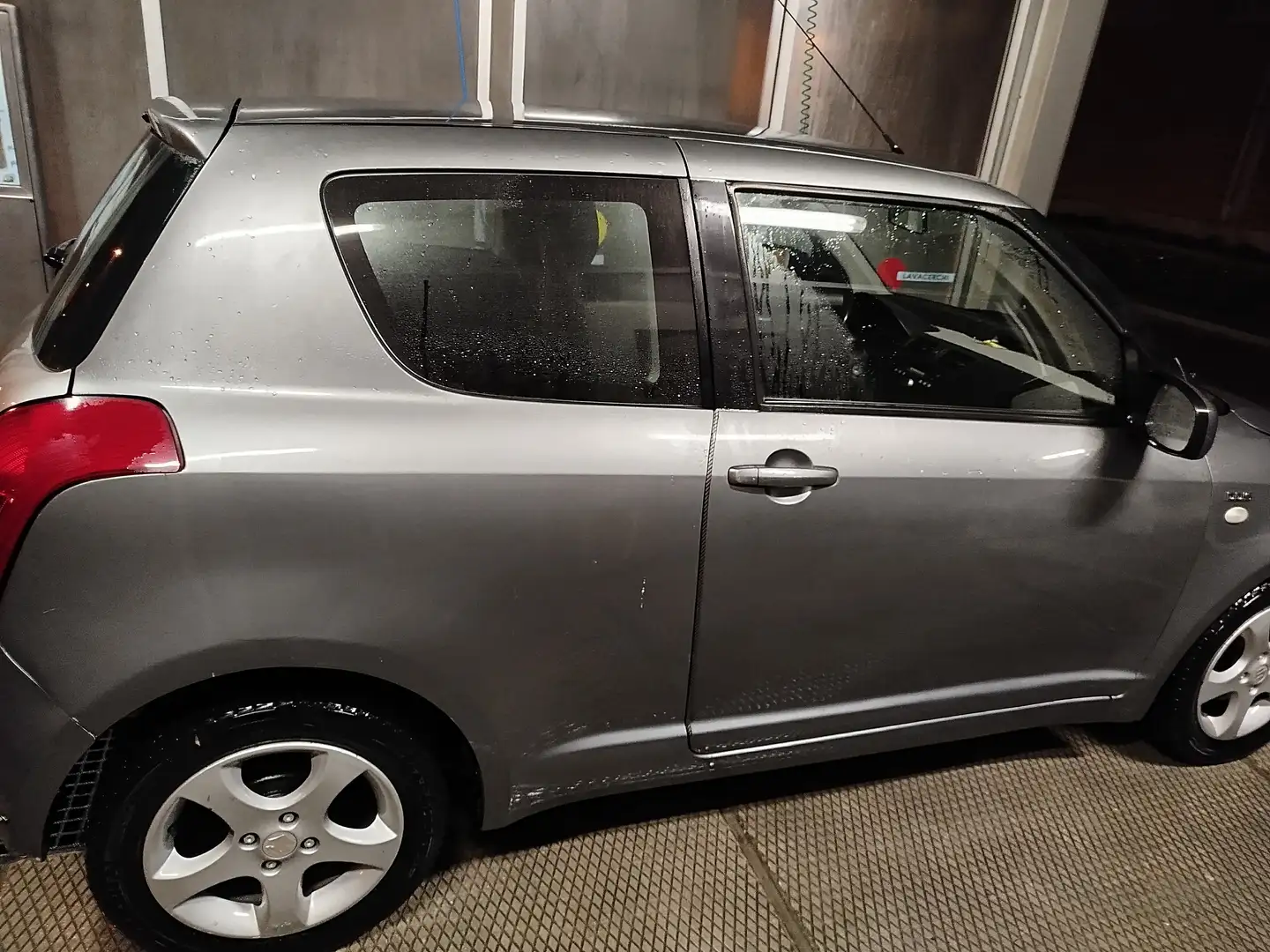 Suzuki Swift Swift IV 2005 3p 1.3 ddis GL Gris - 2