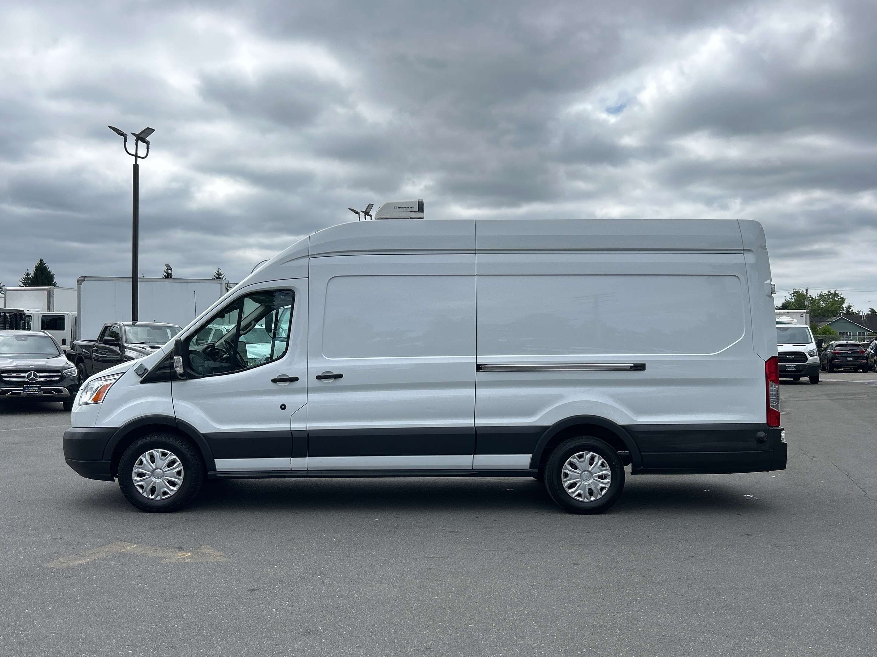 2017 Ford Transit Cargo Van