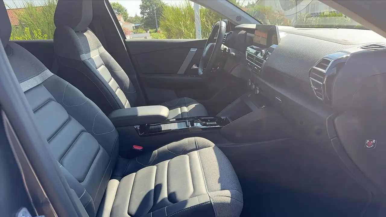Citroen C4 Berline — photo 28
