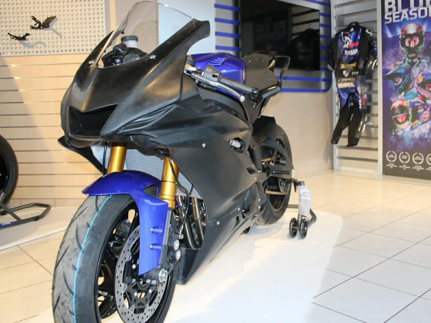 Yamaha YZF-R6 GYTR - SPECIAL PRICE - 1