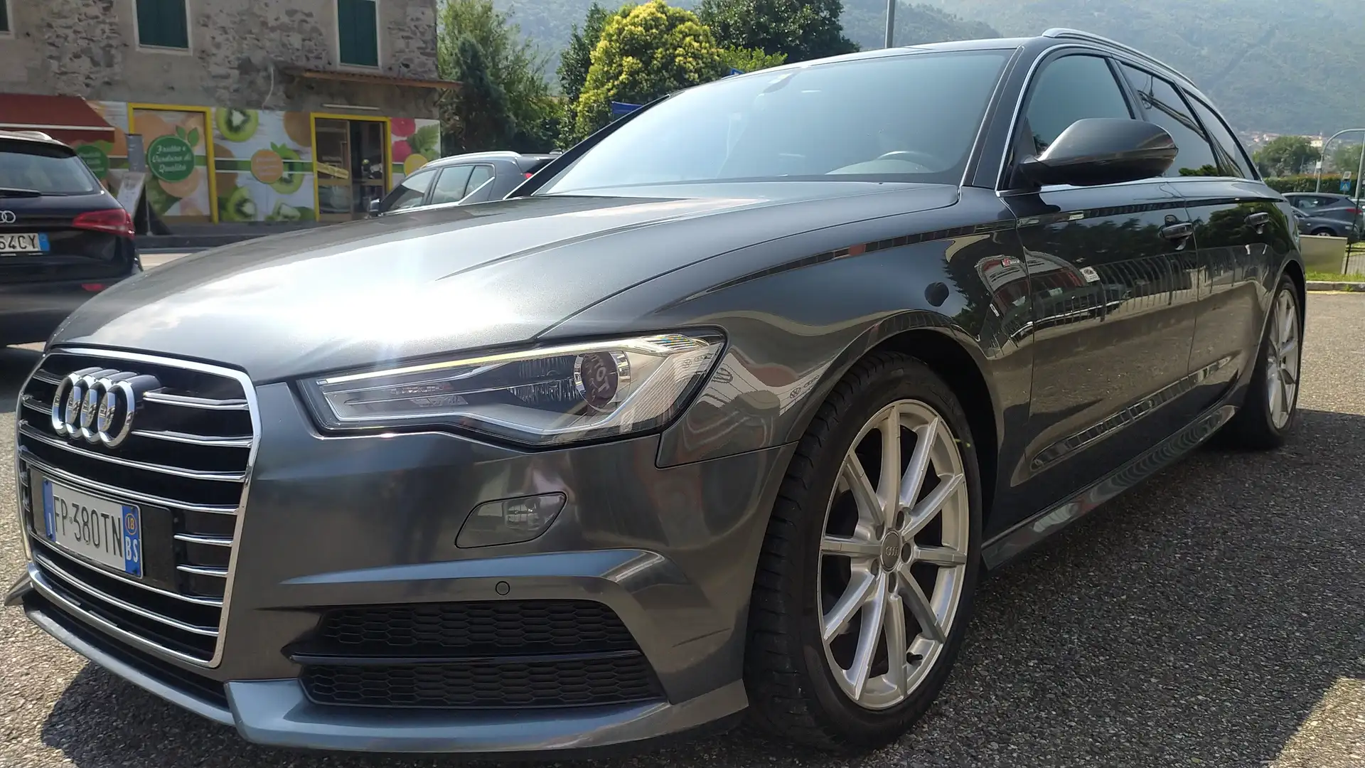 Audi A6 A6 AVANT 2.0 TDI UTLRA S-LINE EDITON S-tronic Grigio - 2