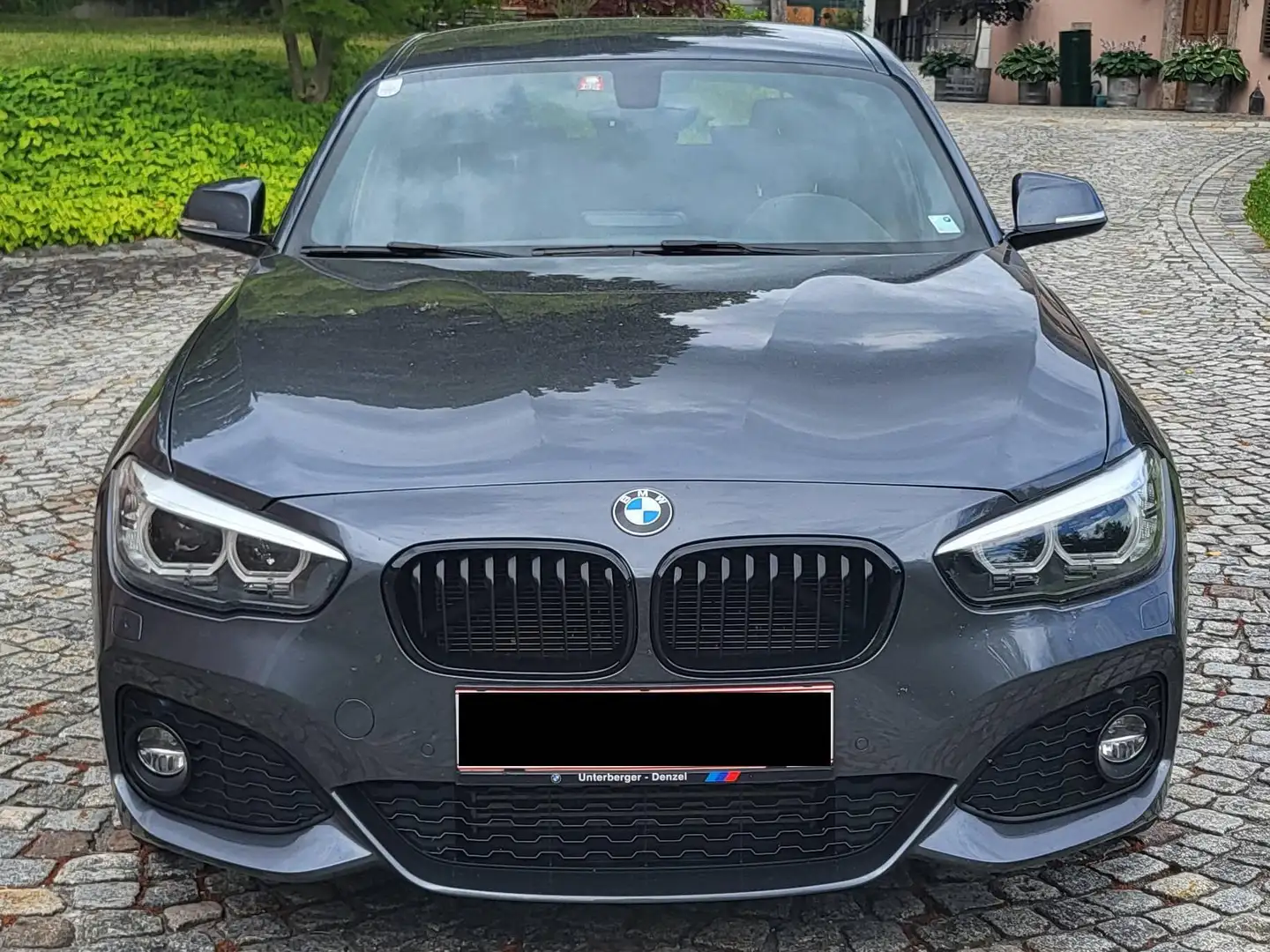BMW 118 118i M Sport M Sport Grau - 2