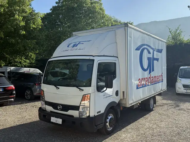Nissan Cabstar PATENTE B