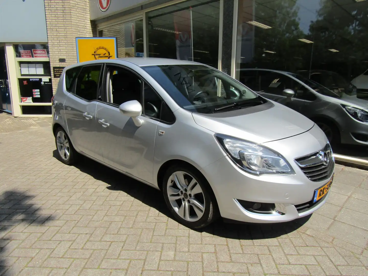 Opel Meriva 1.4 TURBO AUTOMAAT NAVI ECC BLUETOOTH Gris - 1