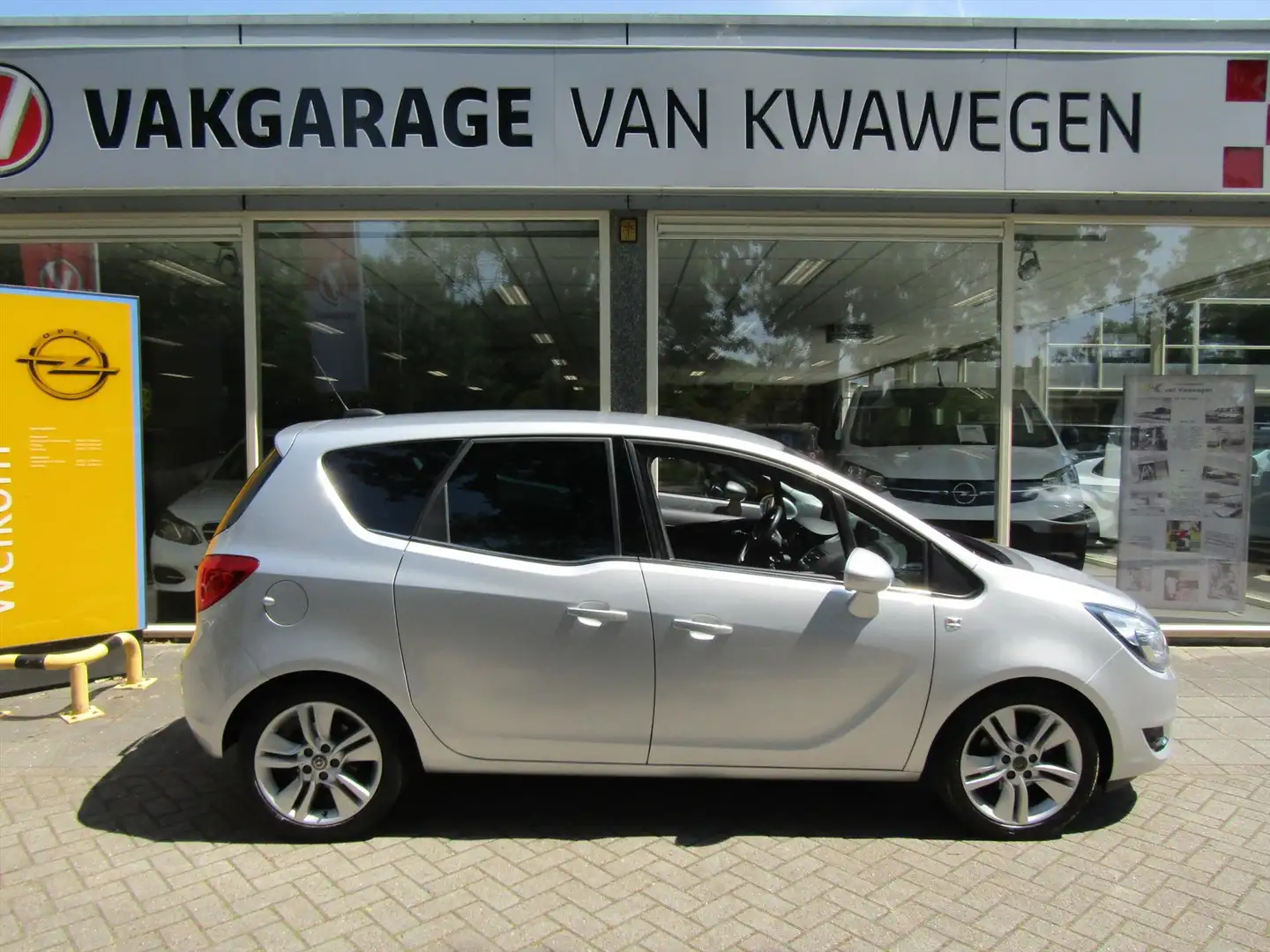 Opel Meriva 1.4 TURBO AUTOMAAT NAVI ECC BLUETOOTH Gris - 2