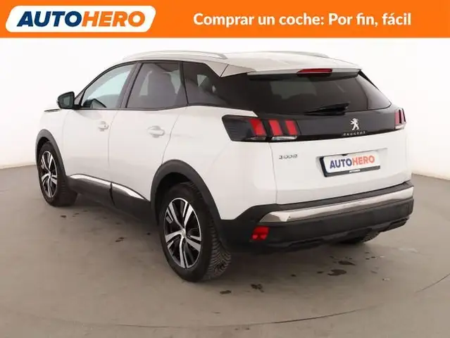 Peugeot 3008 view 4