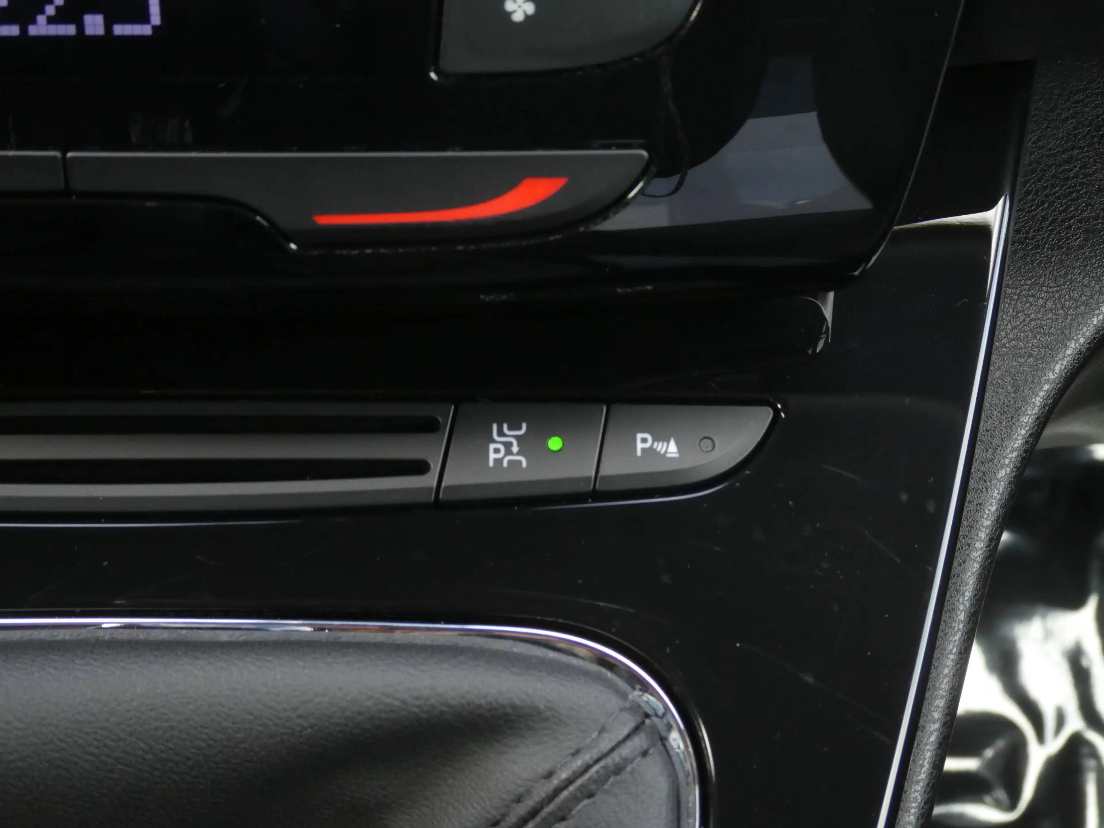 Lancia Ypsilon 1.2i Fire Evo II Platinium Cuir, Airco, Navi, PDC **GARANTIE 1 JAAR** — photo 13