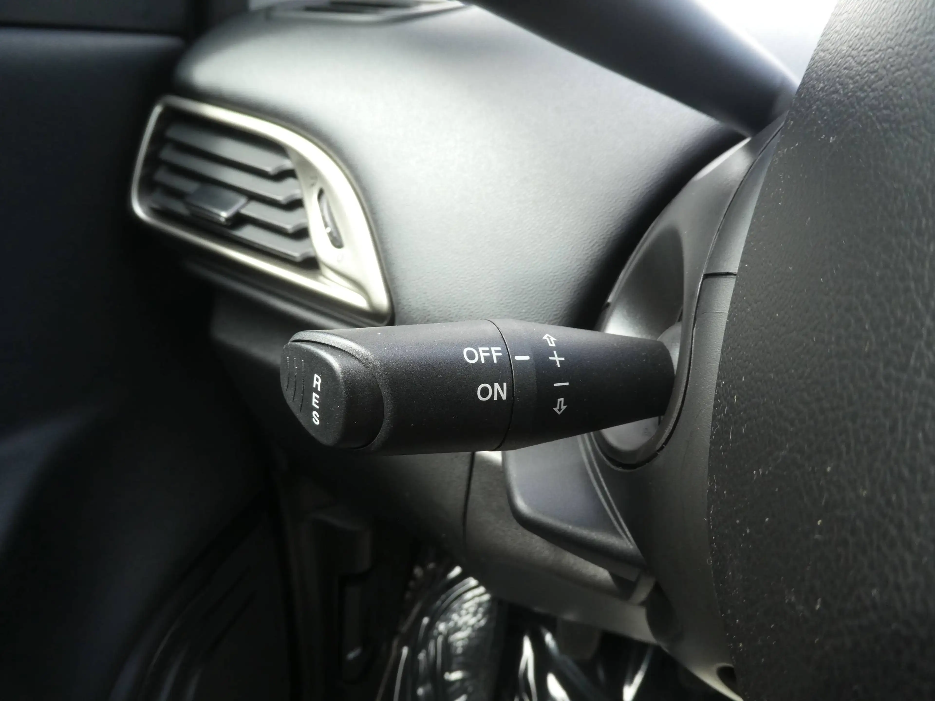 Lancia Ypsilon 1.2i Fire Evo II Platinium Cuir, Airco, Navi, PDC **GARANTIE 1 JAAR** — photo 12