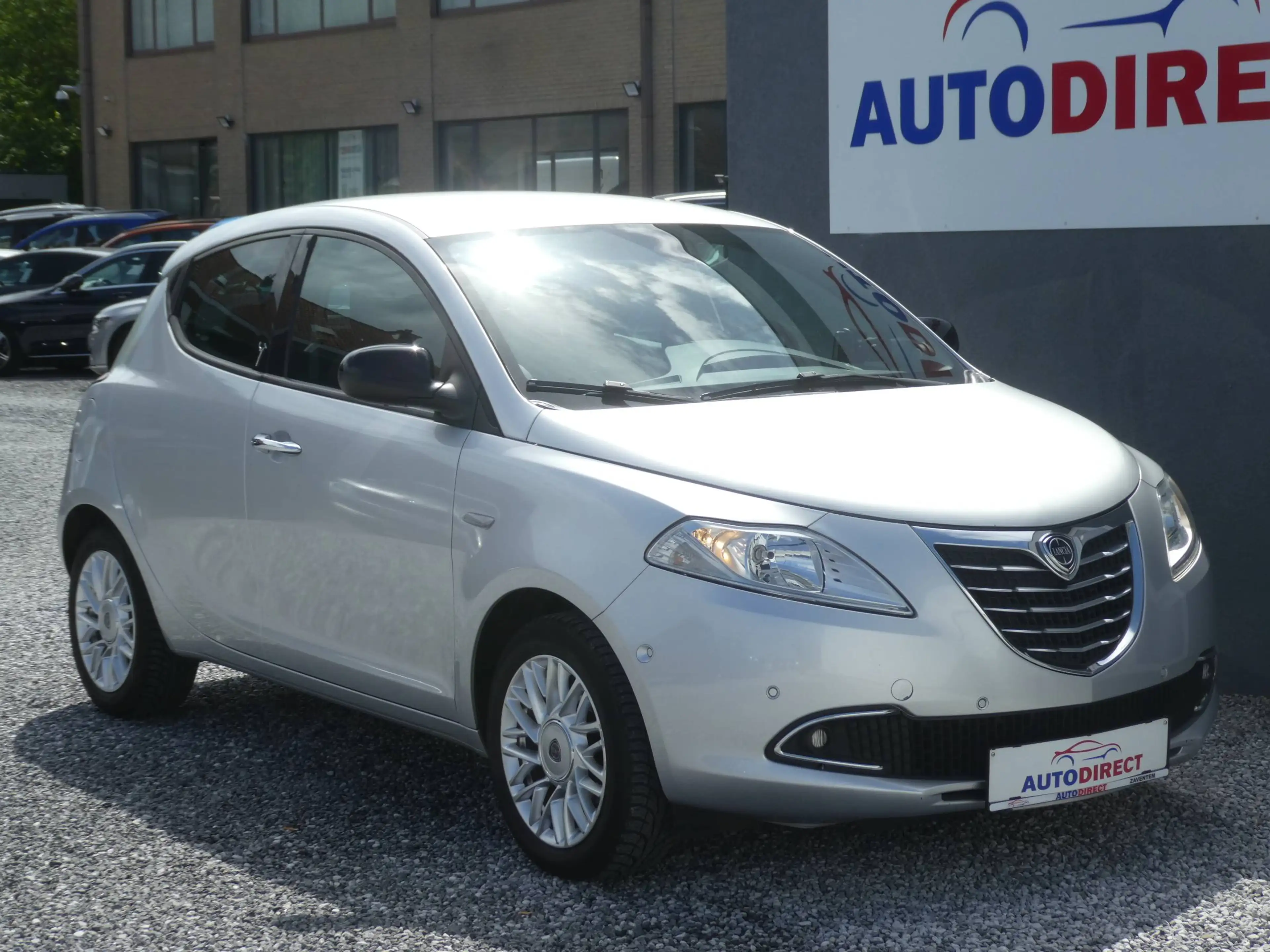 Lancia Ypsilon 1.2i Fire Evo II Platinium Cuir, Airco, Navi, PDC **GARANTIE 1 JAAR** — photo 6