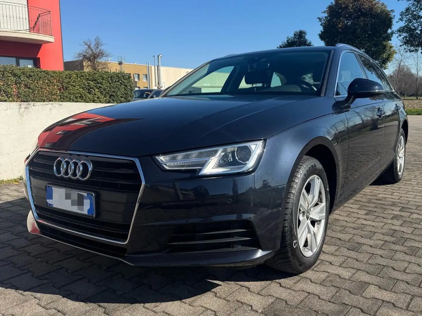Audi A4 A4 Avant 2.0 tdi Business 150cv my16 Modrá - 2