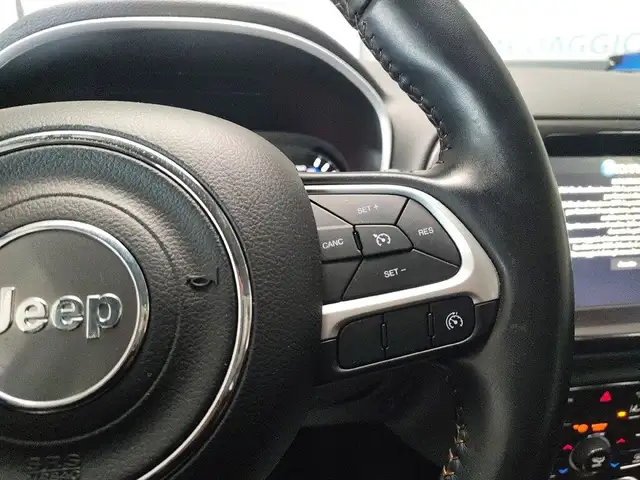 Jeep Compass view 17