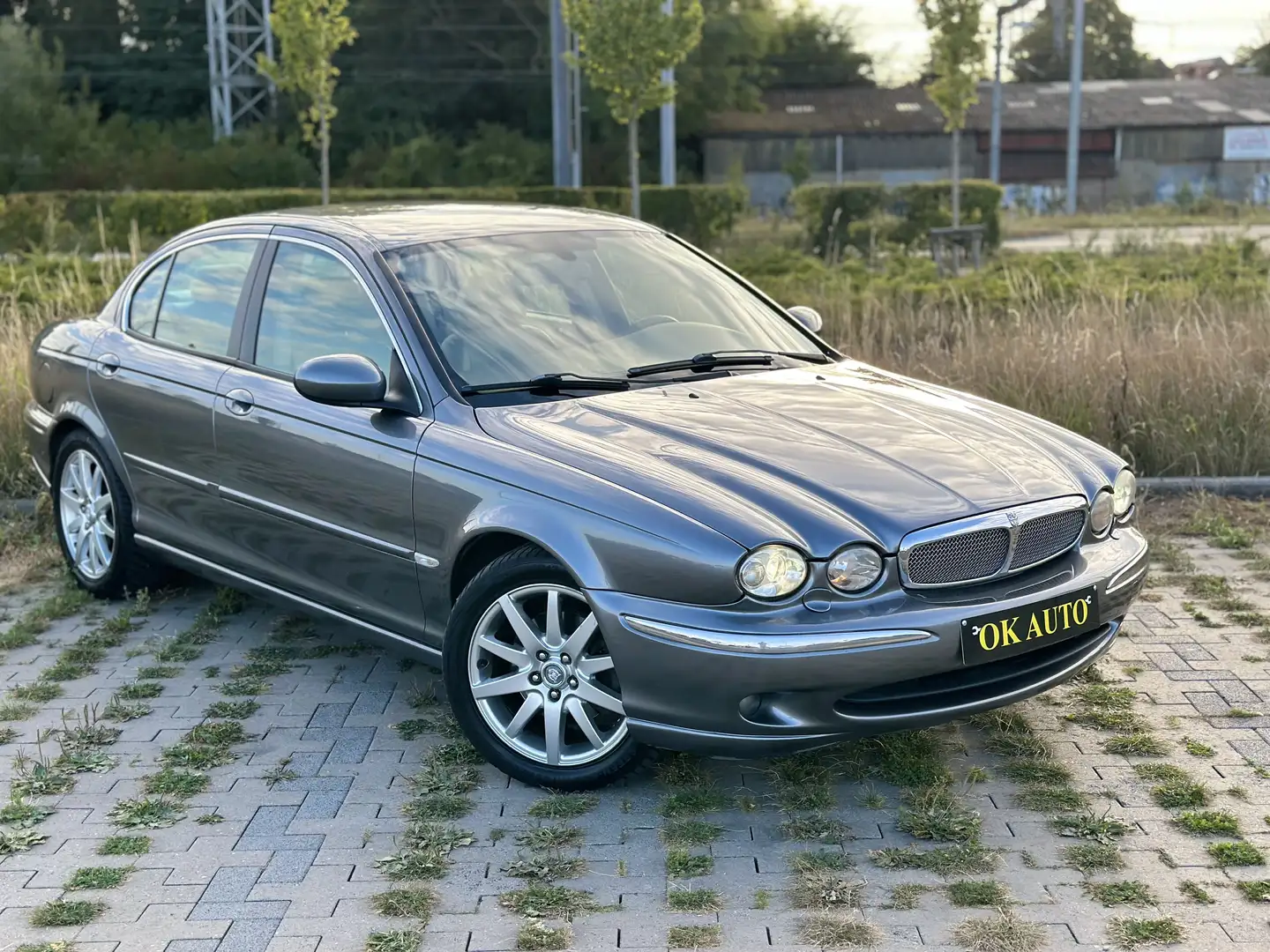 Jaguar X-Type X-Type 3.0i V6 Executive 4X4 Garantie 12 Mois Grau - 1