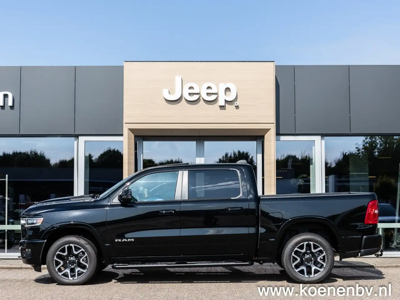 Dodge RAM 2024 — фото 11