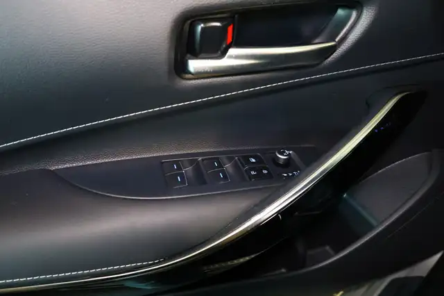 Toyota Corolla view 11