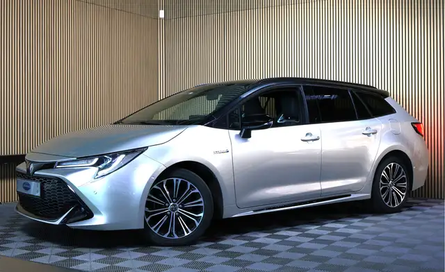 Toyota Corolla view 9