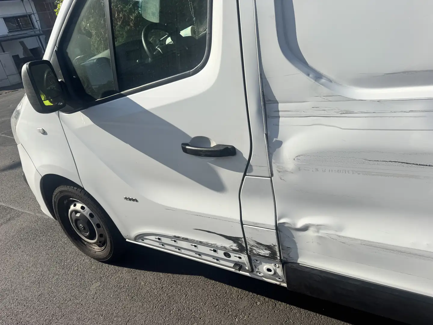 Opel Vivaro Kasten L2H1  2,9t Weiß - 2