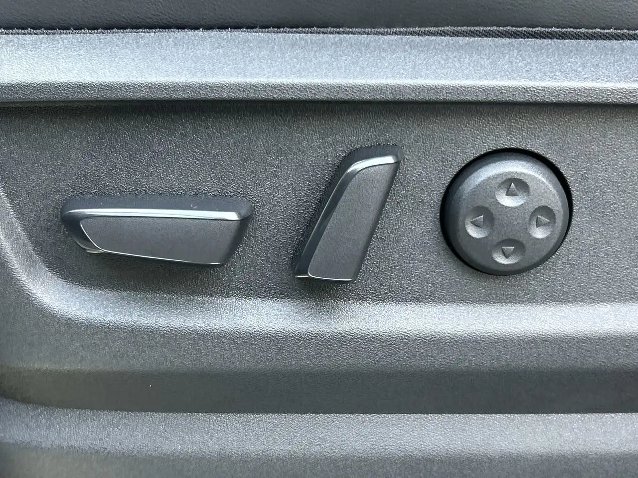 Nissan Armada снимка Nissan Armada