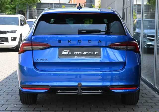 Skoda Octavia view 4